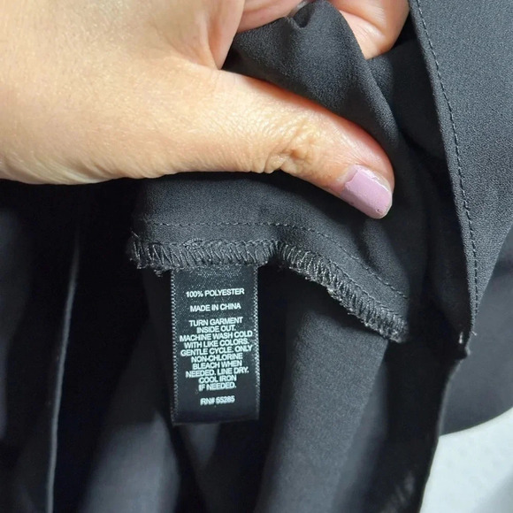 Express Women Black Blouse Button Up Formal Size Small - Picture 7 of 8